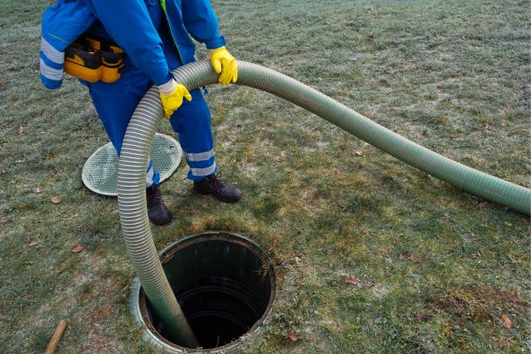 Limpieza de tanques septicos, destaqueos de tuberias, construcción de drenajes en Costa Rica, limpieza y destaqueos de las tuberías, tanques septicos (8)